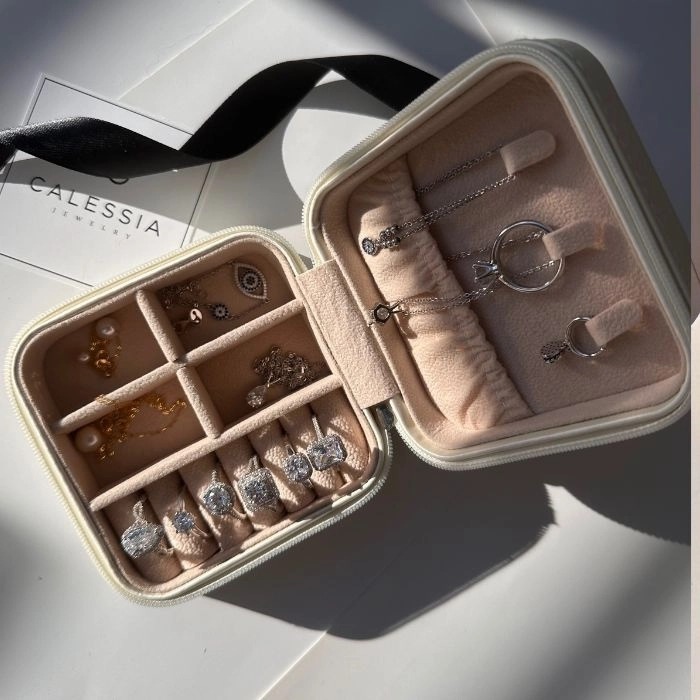 Elegant mini jewelry box from calessia jewelry 2