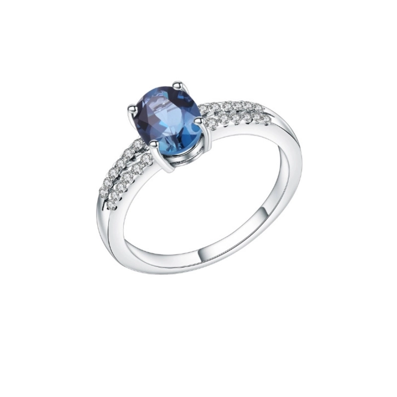 Classy-ring-with-blue-topaz-birthstone-from CALESSIA jewelry